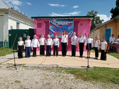 Фото новости:Праздничный концерт «Я люблю тебя Россия» в с.Санниково