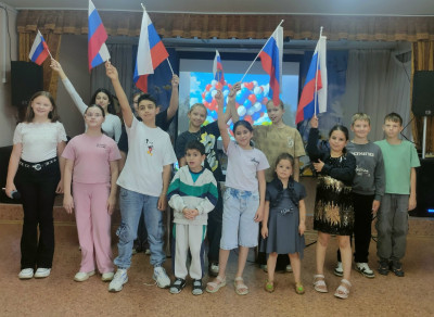 Фото новости:Интерактивная программа  «Цвета моей Родины».